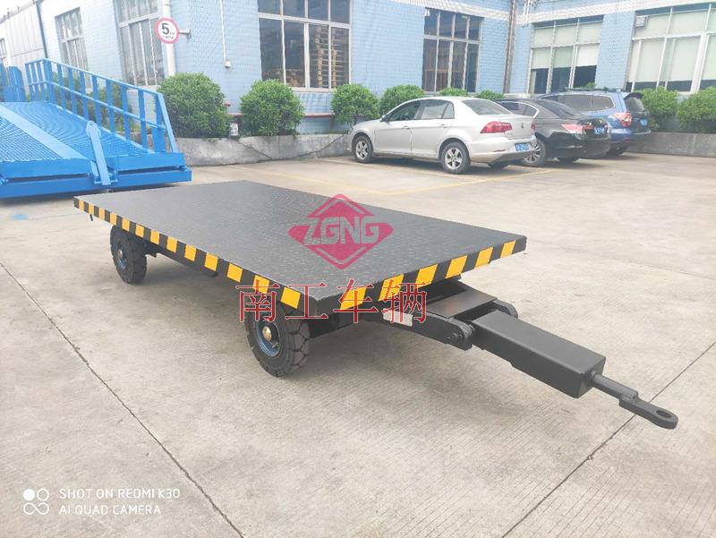 2吨移动牵引米兰（中国） 无动力叉车牵引全挂