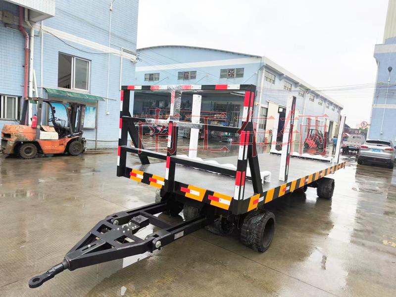 30T重型米兰（中国） 带活动插装立柱工具拖车