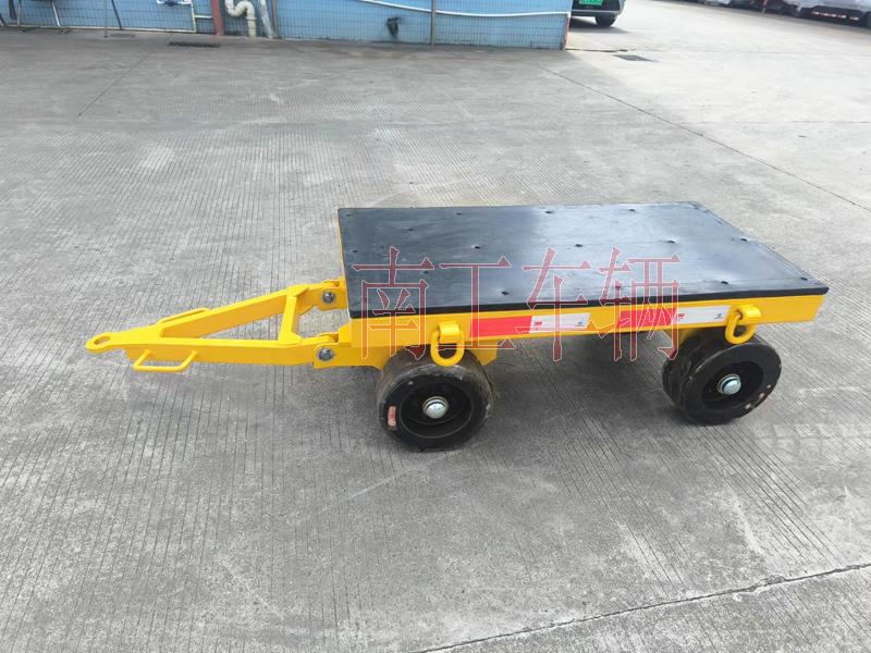 2吨小型米兰（中国） 带橡胶垫全挂车