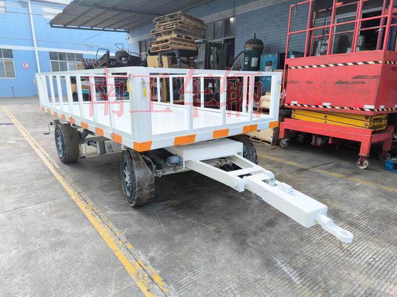 3吨米兰（中国）牵引工具拖车 带护栏减震刹车功能