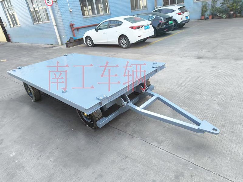 3吨小型牵引米兰（中国） 全挂车
