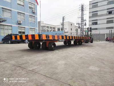 30吨重型米兰（中国）带四个转盘4I.jpg