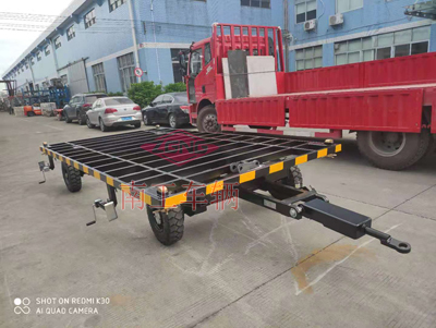 5吨骨架式米兰（中国）移动房车底盘3I.jpg