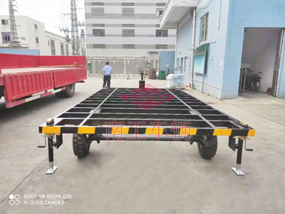 5吨骨架式米兰（中国）移动房车底盘1I.jpg