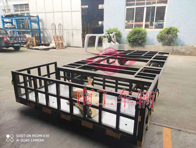4吨骨架式米兰（中国）带小尾箱I.jpg