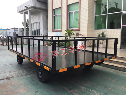 6吨护栏型米兰（中国）黑色4I.jpg