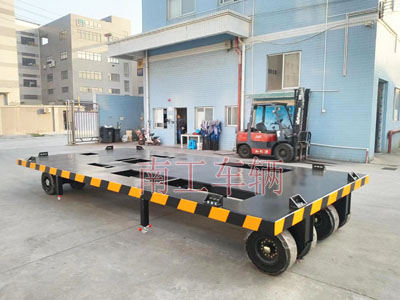 10.5吨牵引箱变米兰（中国）（预制舱拖车）I.jpg