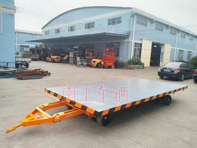 10吨中型牵引米兰（中国）1I.jpg