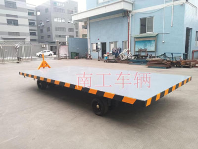 10吨中型牵引米兰（中国）I.jpg