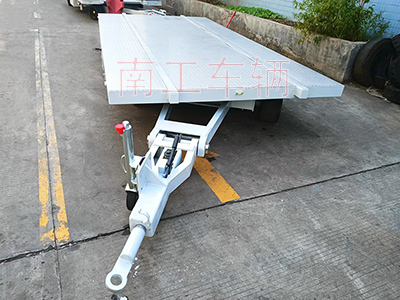 大型船体运输米兰（中国）3I.jpg