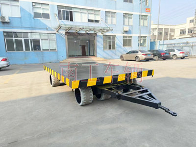 30吨重型米兰（中国） 环保实心轮胎1I.jpg