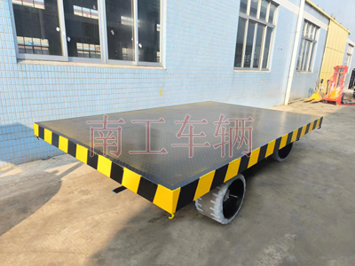 30吨重型米兰（中国） 环保实心轮胎2I.jpg