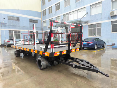 30T重型米兰（中国） 带活动插装立柱工具拖车1I.jpg