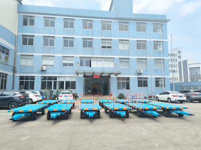 3吨全挂式牵引米兰（中国）可拆护栏1I.jpg