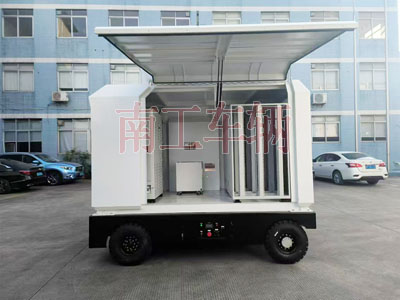 2吨电动米兰（中国） 飞翼式工具拖车4I.jpg