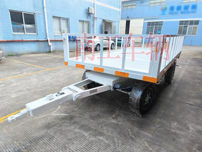 3吨护栏型米兰（中国） 白色I.jpg