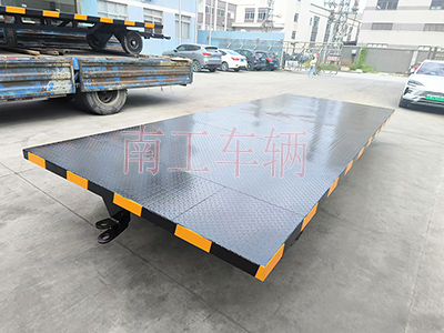 5吨全挂式米兰（中国） 移动拖车底盘3I.jpg