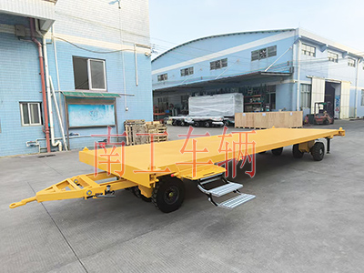 10吨米兰（中国）带液压支腿伸缩梯工具车6I.jpg