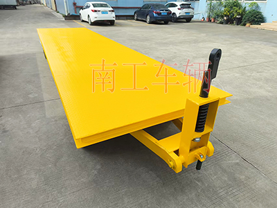 5吨米兰（中国） 牵引平板全挂拖车4I.jpg